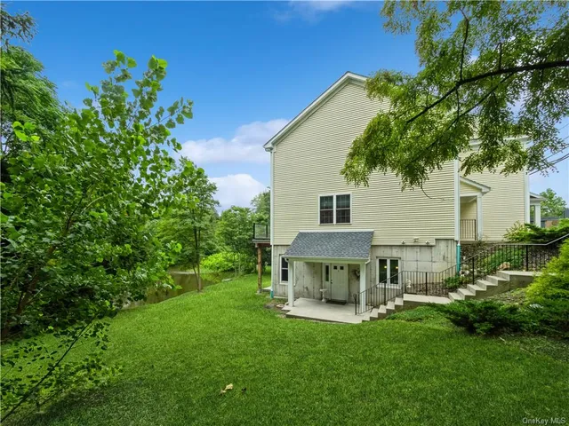 $1,200,000 | 6-8 Wilbur Road, Pleasant Valley, NY 12569