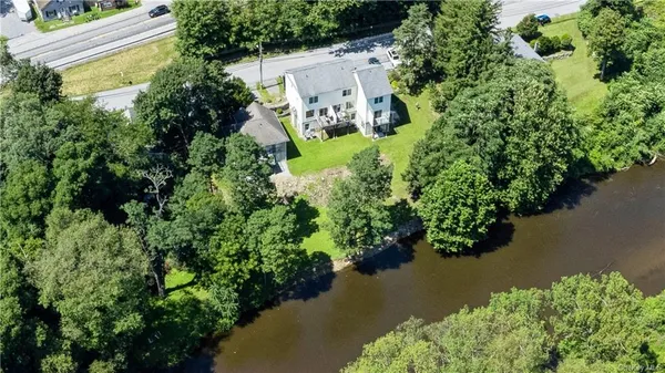 $1,200,000 | 6-8 Wilbur Road, Pleasant Valley, NY 12569