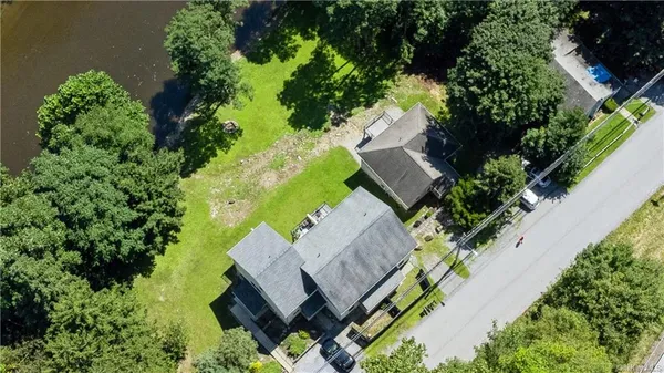 $1,200,000 | 6-8 Wilbur Road, Pleasant Valley, NY 12569