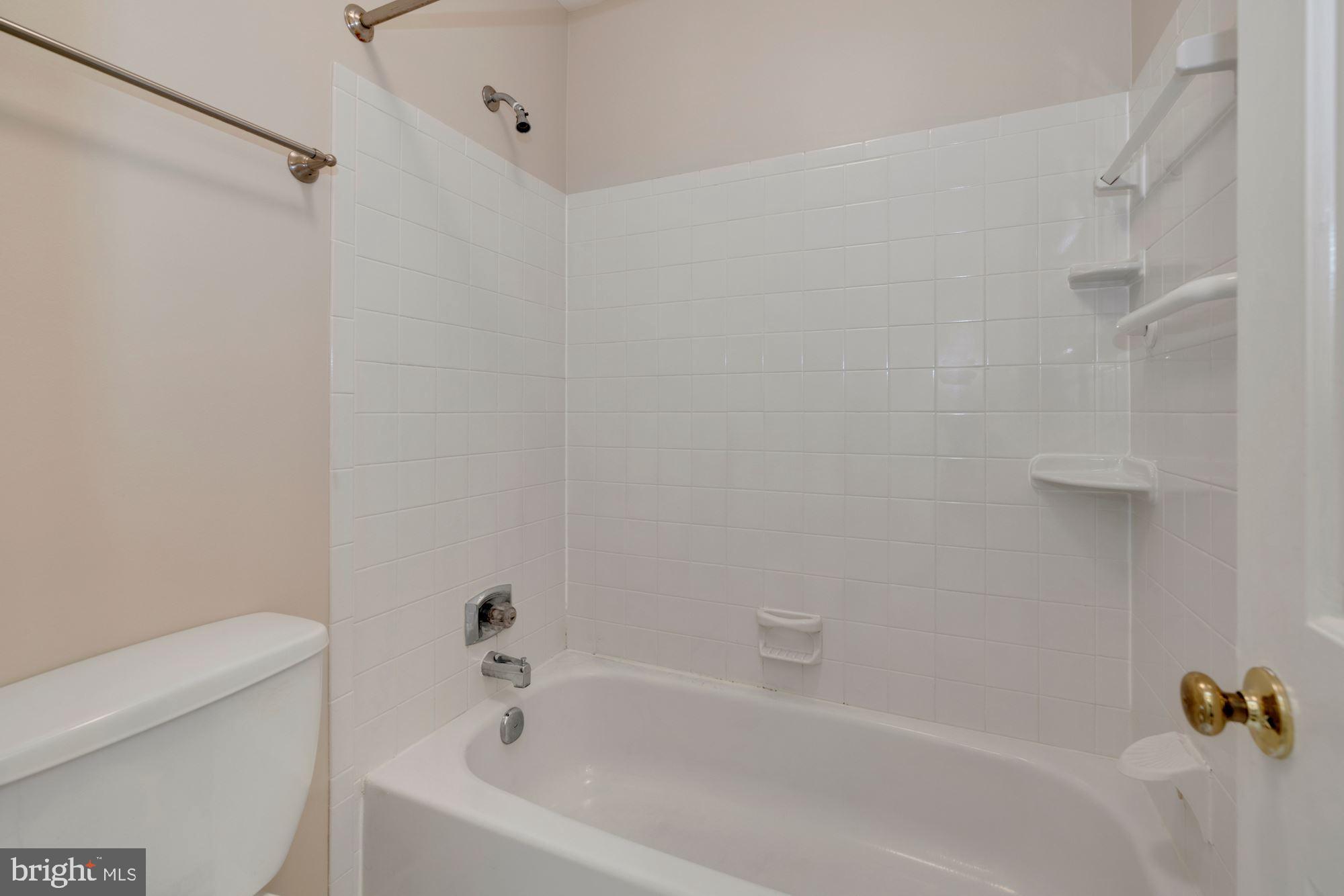 1721 Logmill Lane Gaithersburg, MD 20879 - Photo 13 of 34 Top Floor Primary Bathroom