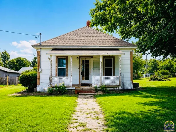 $45,000 | 830 Locust Street, Nortonville, KS 66060