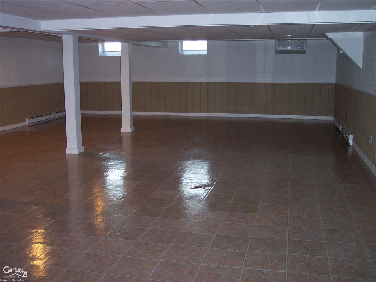 298 Howell Road Allenton, MI 48002 - Photo 15 of 19