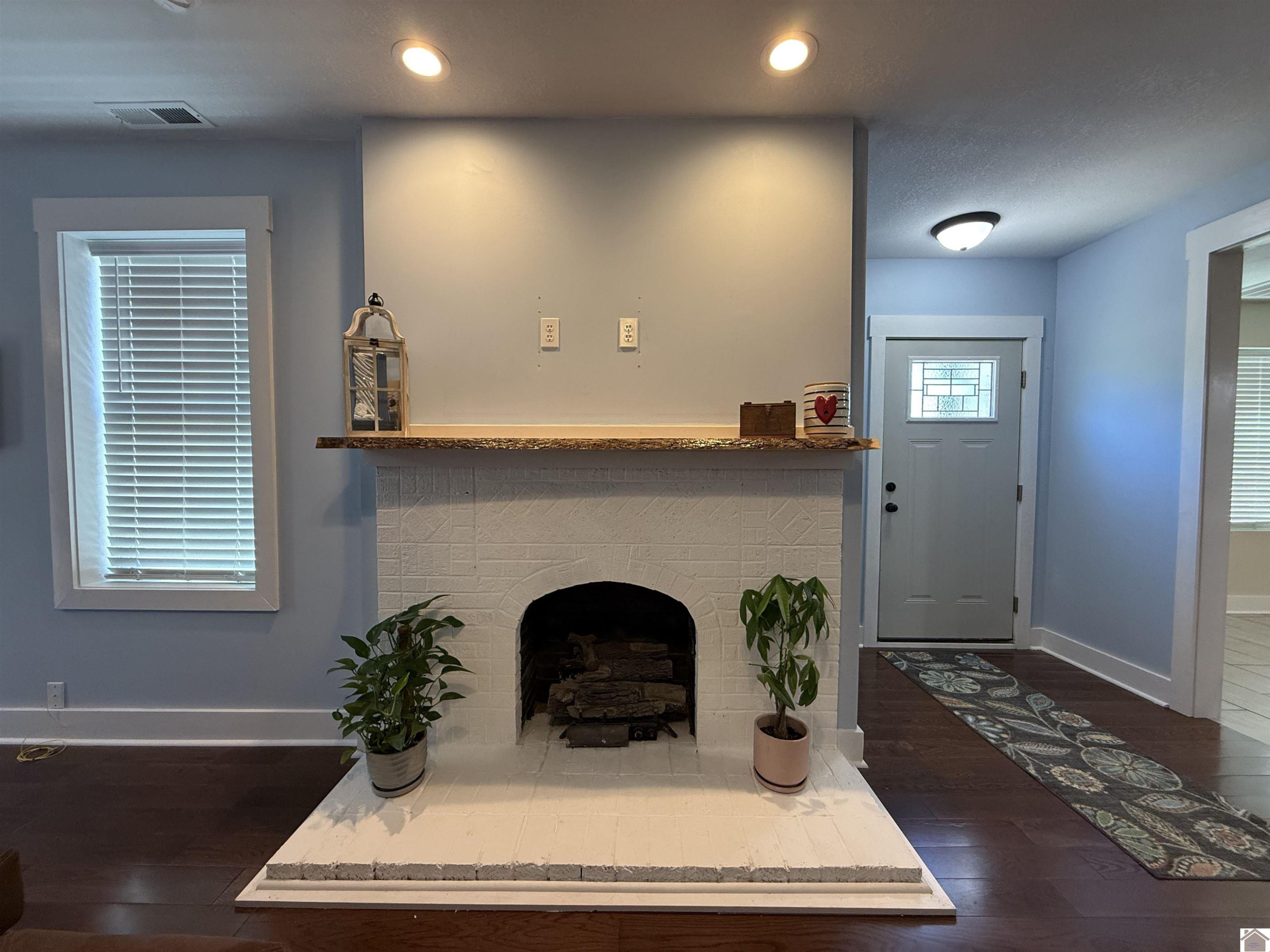 307 3rd Street Hazel, KY 42049 - Photo 7 of 44 Gas Log Fireplace