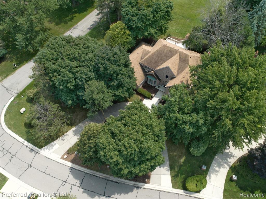 34015 Lyncroft Street Farmington Hills, MI 48331 - Photo 32 of 34