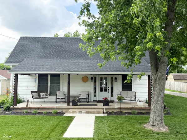 $445,000 | 426 Michigan Street, Clayton, IN 46118