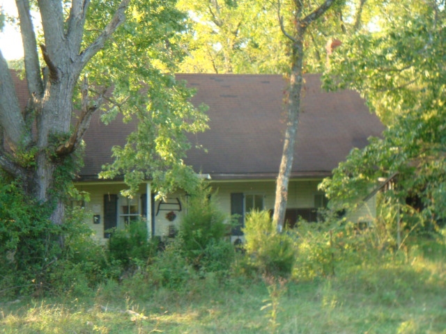 5070 East Mann Road Pekin, IN 47165 - Photo 17 of 20 Gallery Image 17