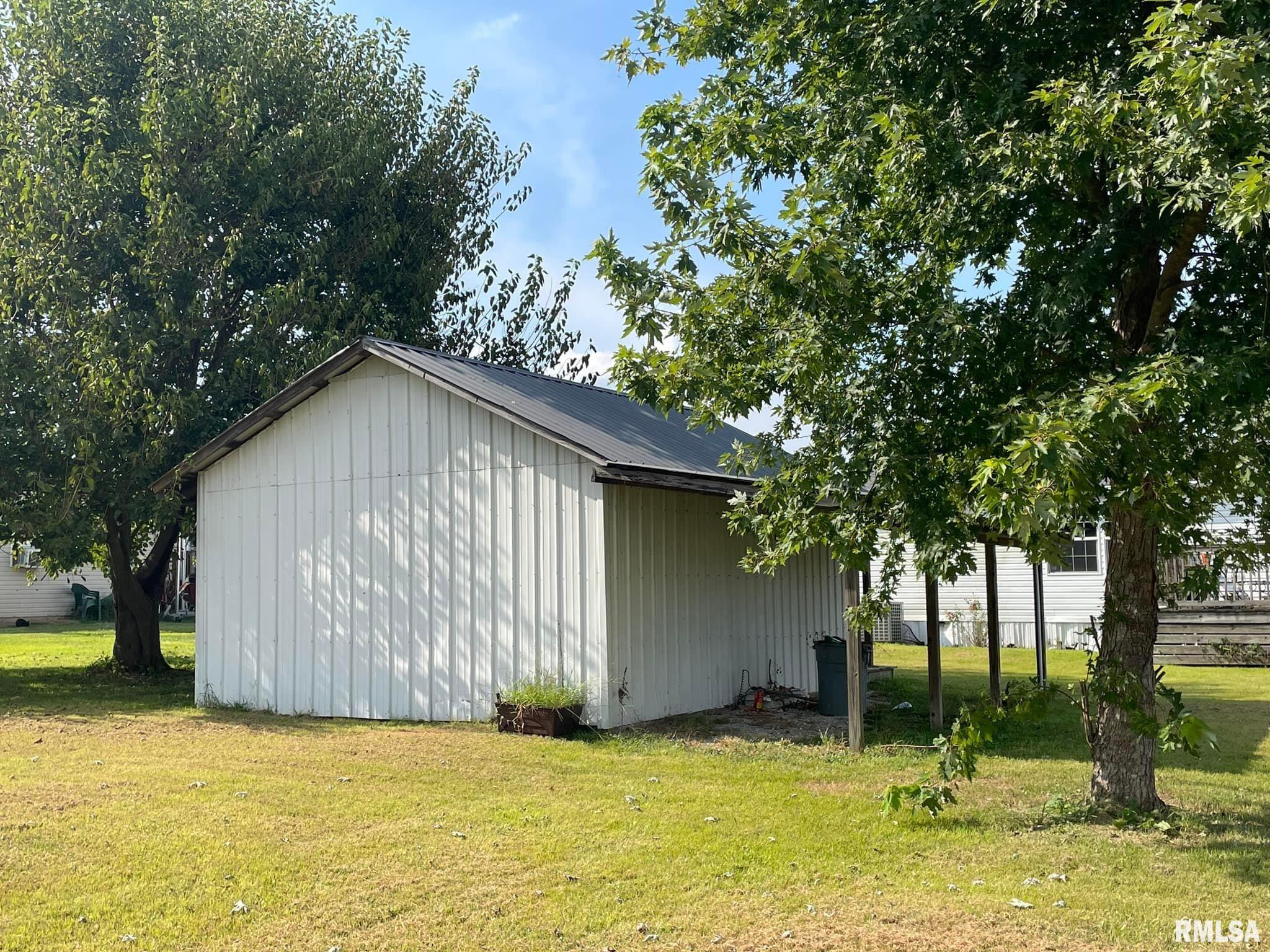 46 Henry Road Metropolis, IL 62960 - Photo 40 of 43