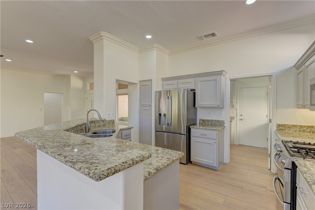 11020 Rackhurst Avenue Las Vegas, NV 89134 - Photo 7 of 30