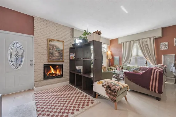 $425,000 | 1304 East Osborne Avenue, Tampa, FL 33603