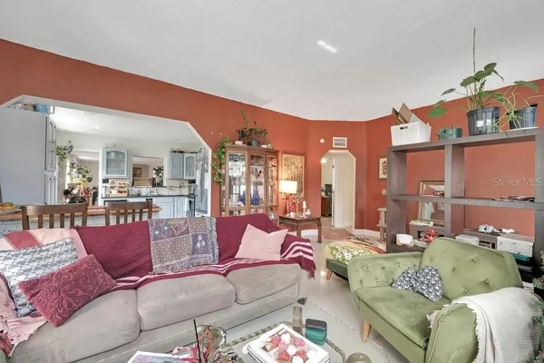 $425,000 | 1304 East Osborne Avenue, Tampa, FL 33603