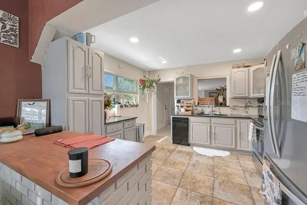 $425,000 | 1304 East Osborne Avenue, Tampa, FL 33603