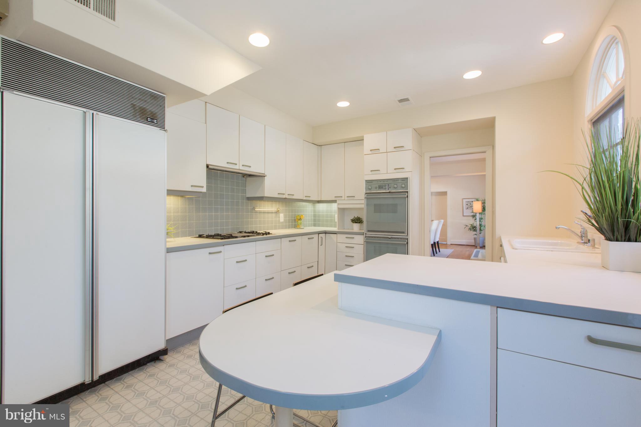 4707 Reservoir Road Northwest Washington, DC 20007 - Photo 11 of 30 Kitchen