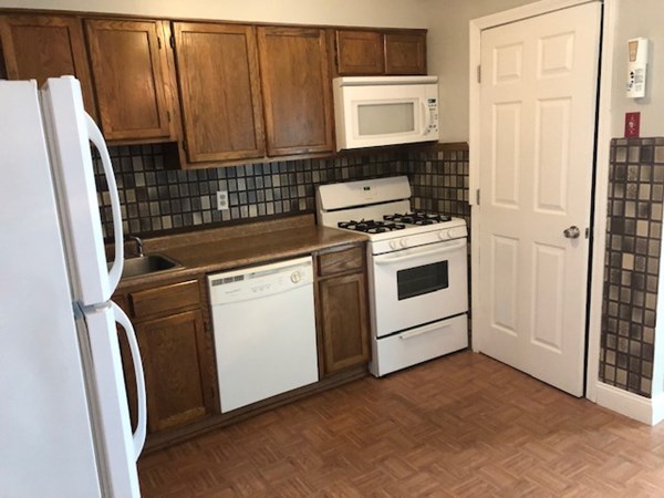 74 Roper Street, Unit B Lowell, MA 01852 - Photo 8 of 15 Gallery Image 8