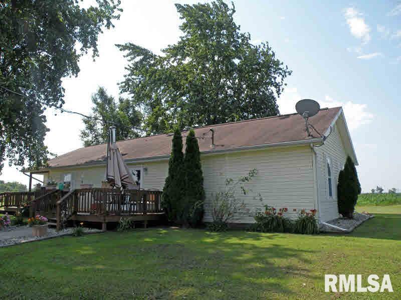 860 Schwartz Road Centralia, IL 62801 - Photo 1 of 21