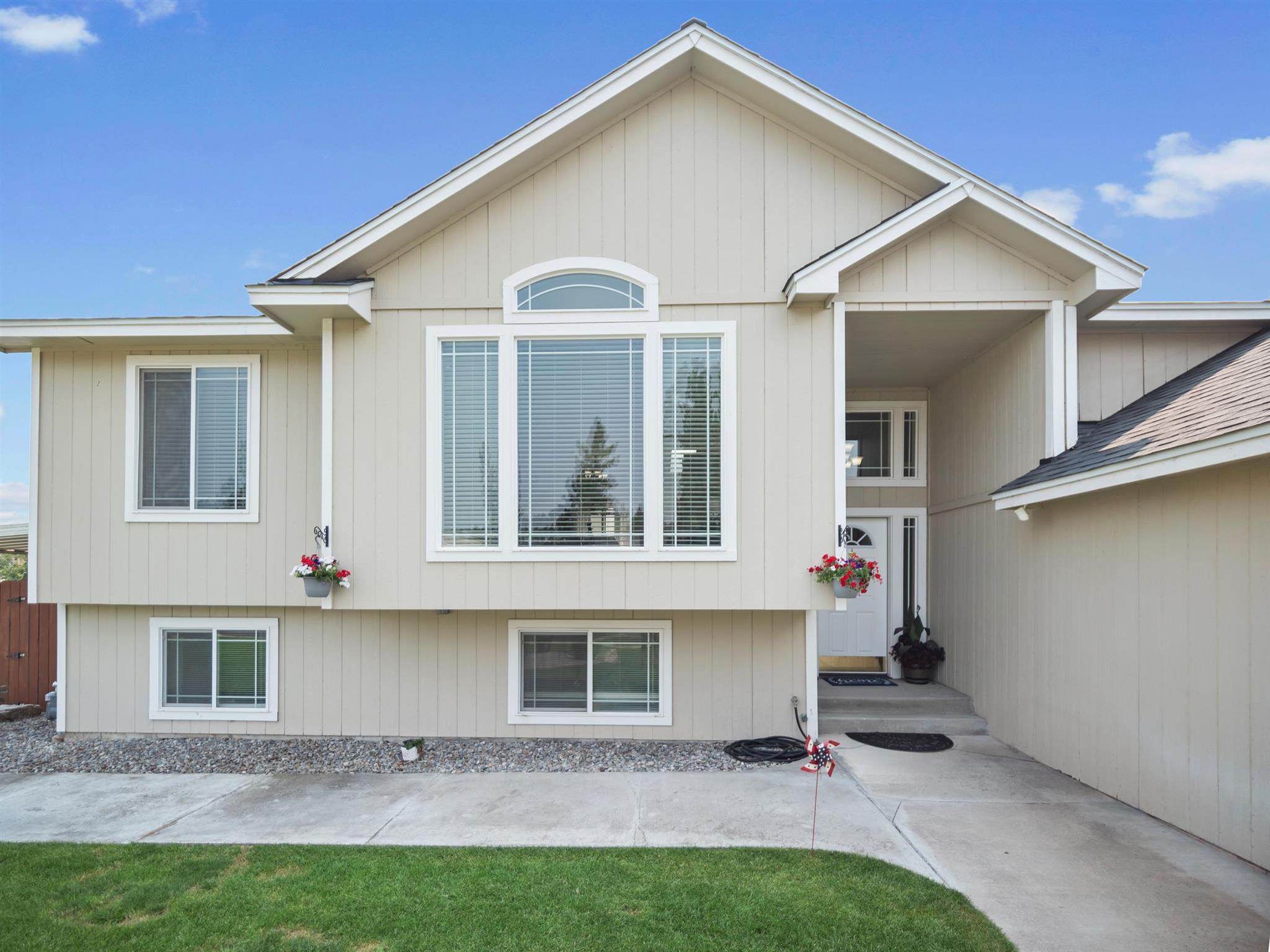 12 East Handy Road Colbert, WA 99005 - Photo 40 of 48