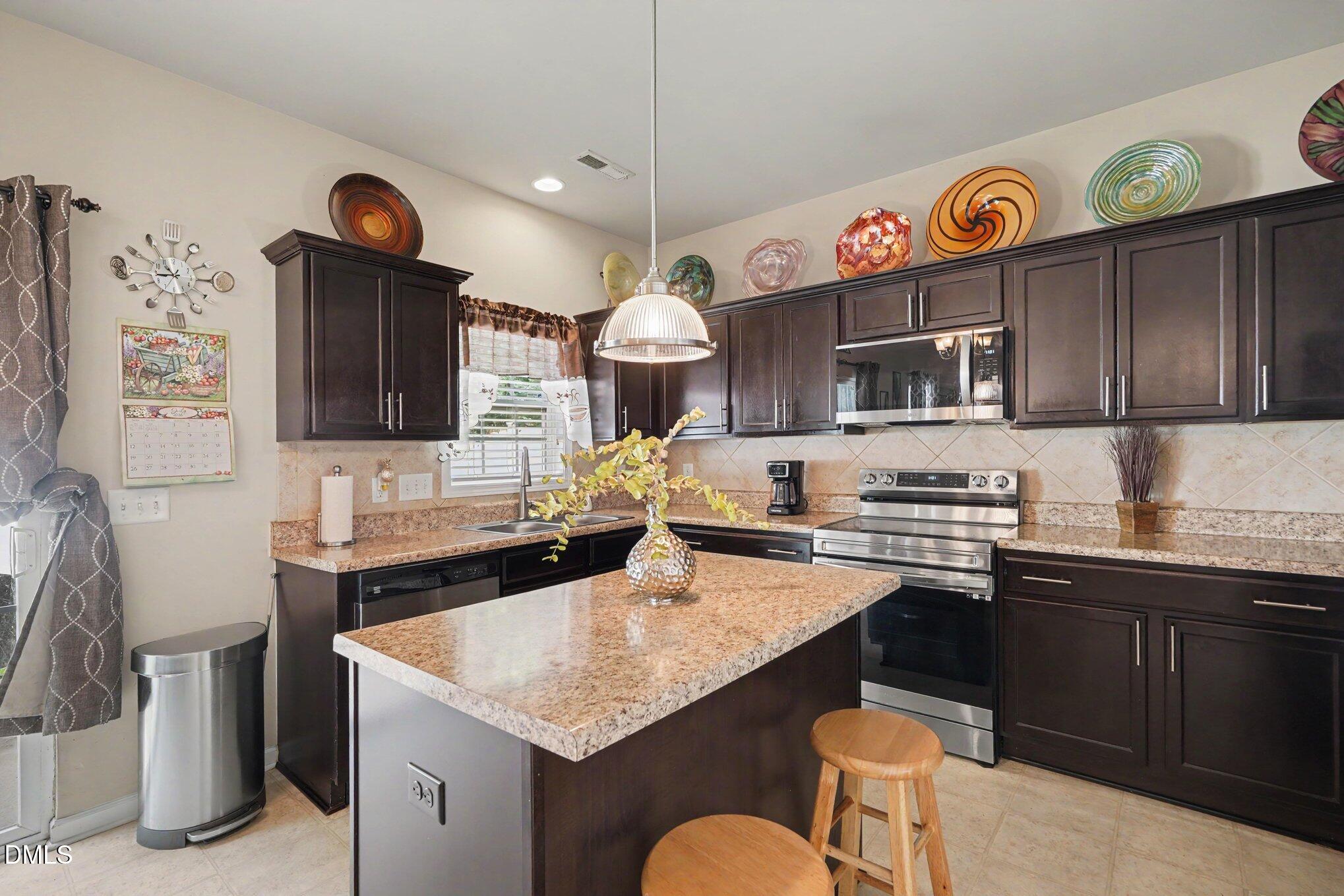 6310 Arsenal Avenue Raleigh, NC 27610 - Photo 10 of 31 011_file_5875