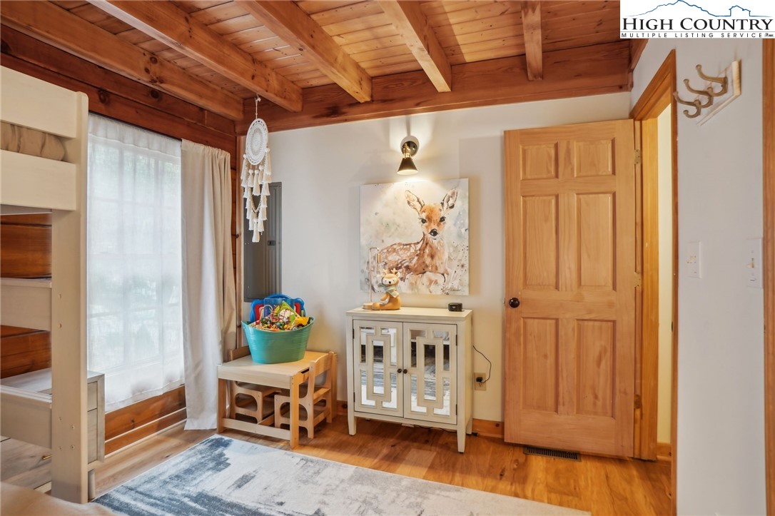 909 Niley Cook Road Blowing Rock, NC 28605 - Photo 23 of 45 a living room with furniture and wooden floor