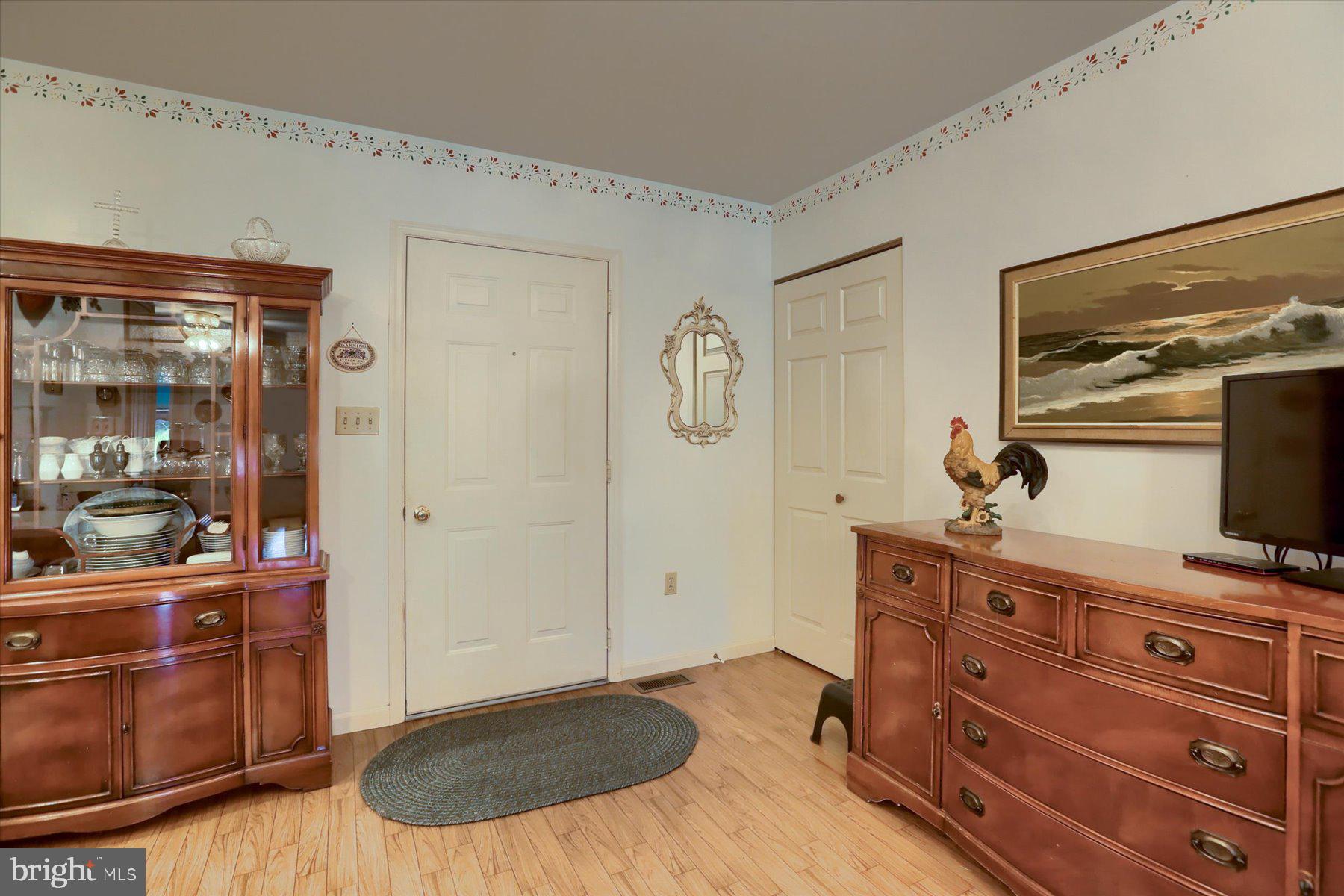 1612 Silver Spring Road Landisville, PA 17538 - Photo 14 of 55 Front Entry