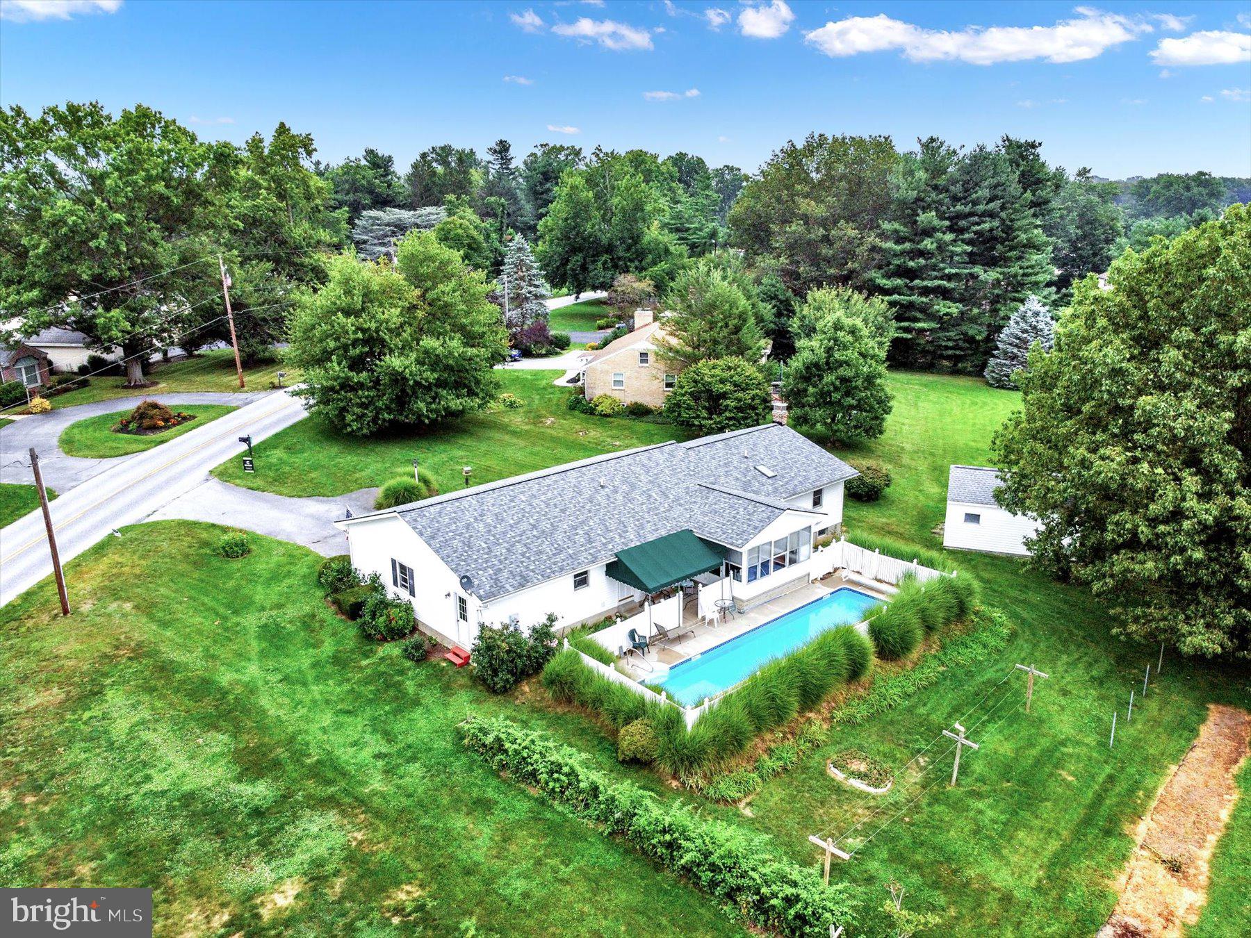 1612 Silver Spring Road Landisville, PA 17538 - Photo 4 of 55 Home with Pool!