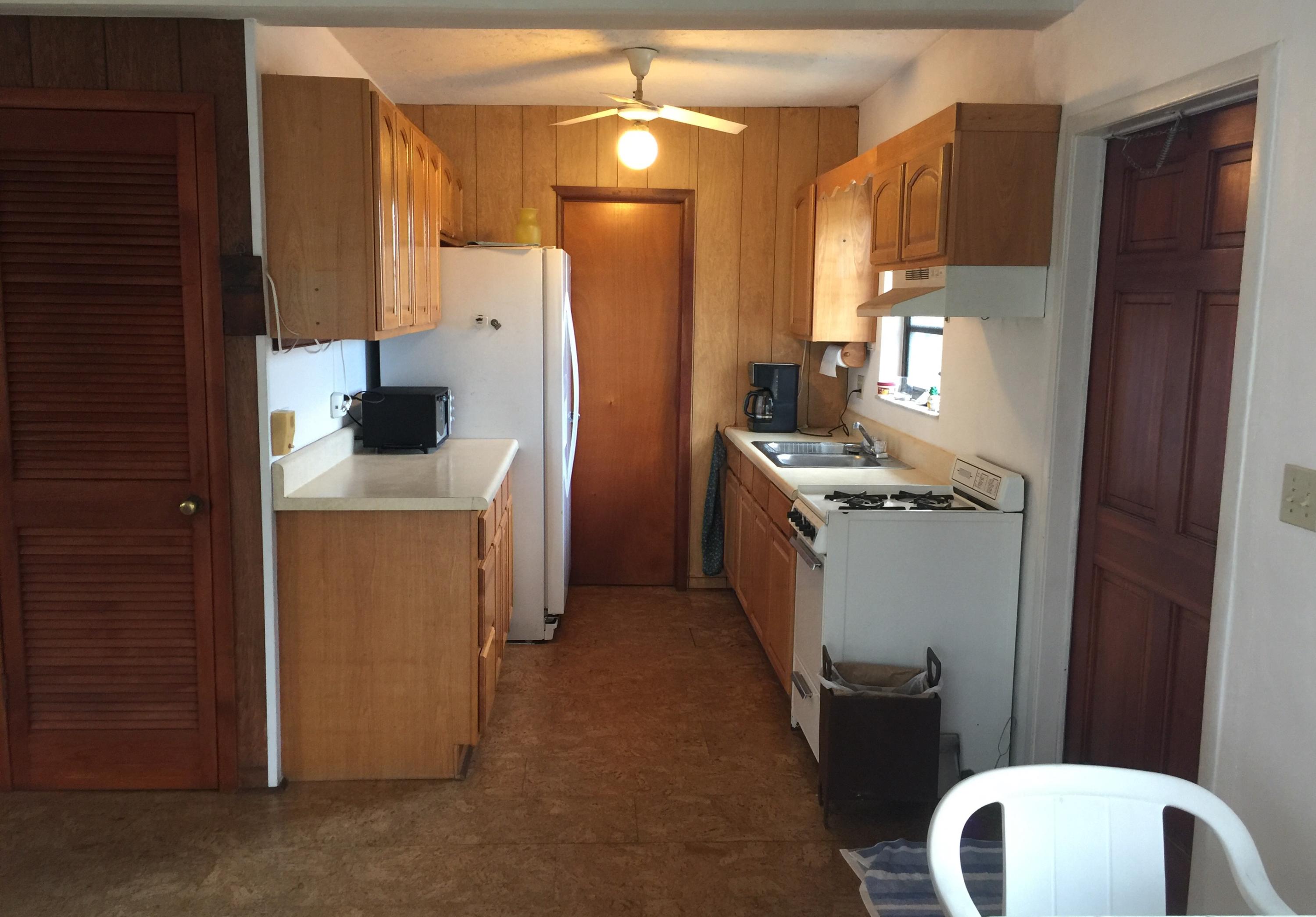 135 Bessie Road Tavernier, FL 33070 - Photo 8 of 20 Bessie Kitchen