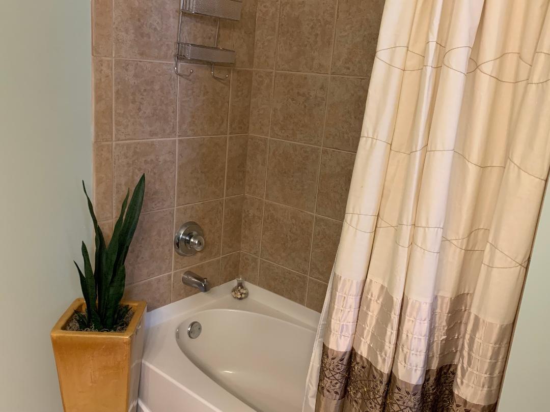 1432 Mansfield Drive Aurora, IL 60502 - Photo 17 of 27