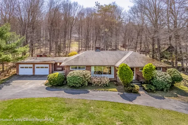 $425,000 | 674 Hurley Avenue, Hurley, NY 12443