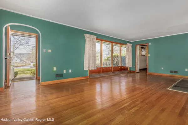 $425,000 | 674 Hurley Avenue, Hurley, NY 12443