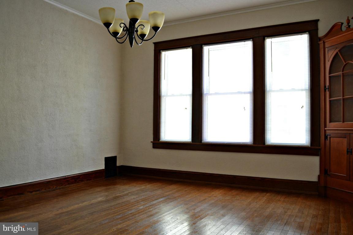 322 Front Street Lititz, PA 17543 - Photo 6 of 19