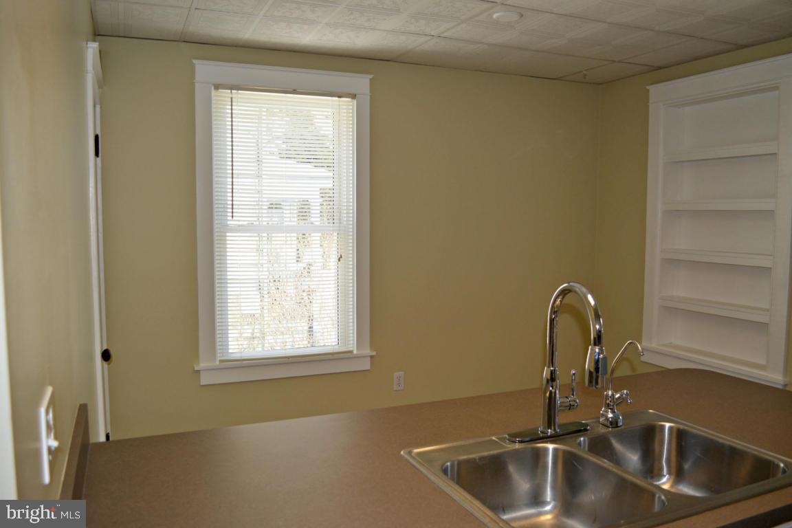 322 Front Street Lititz, PA 17543 - Photo 10 of 19