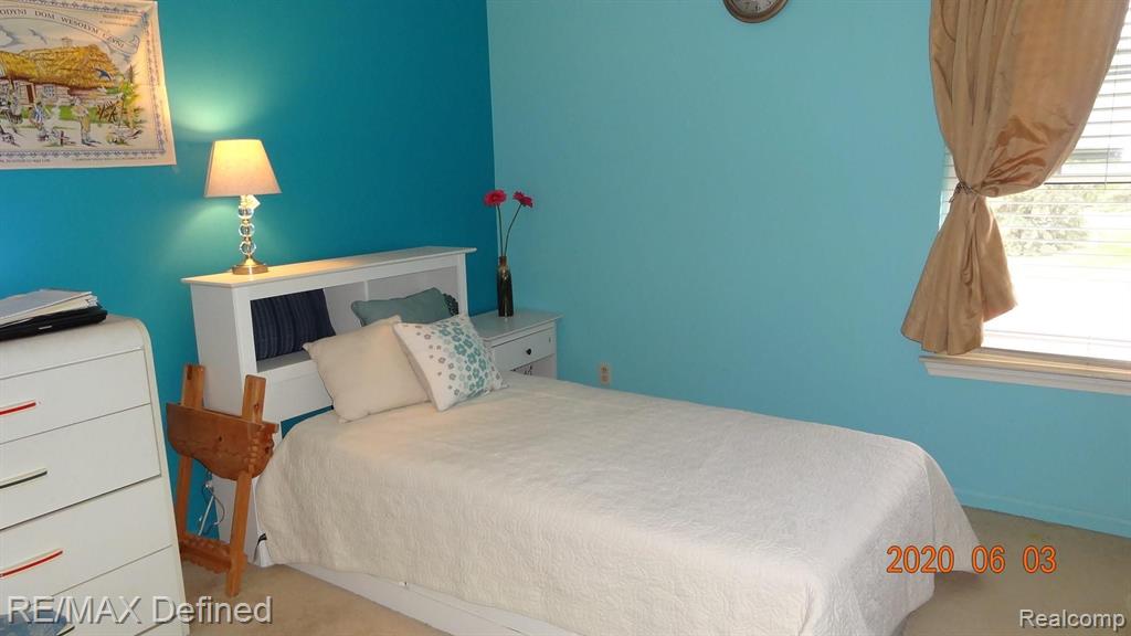 1675 Huntington Park, Unit E Rochester Hills, MI 48309 - Photo 28 of 33