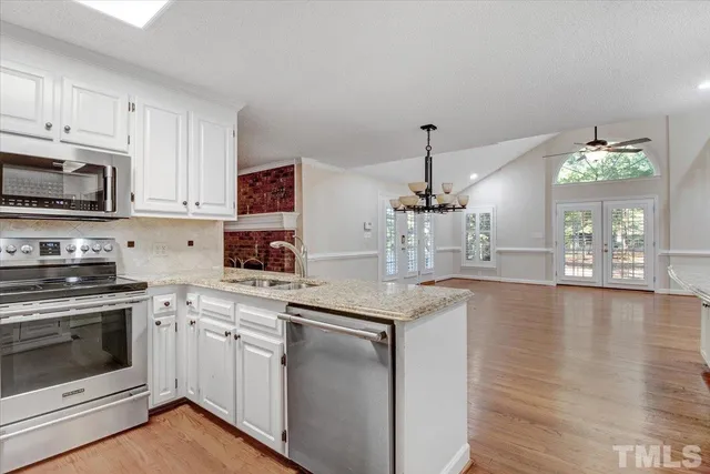 $499,900 | 20 Wallace Lane, Lillington, NC 27546