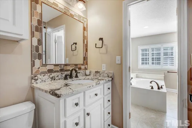 $499,900 | 20 Wallace Lane, Lillington, NC 27546