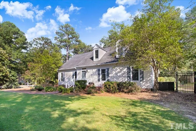 $499,900 | 20 Wallace Lane, Lillington, NC 27546