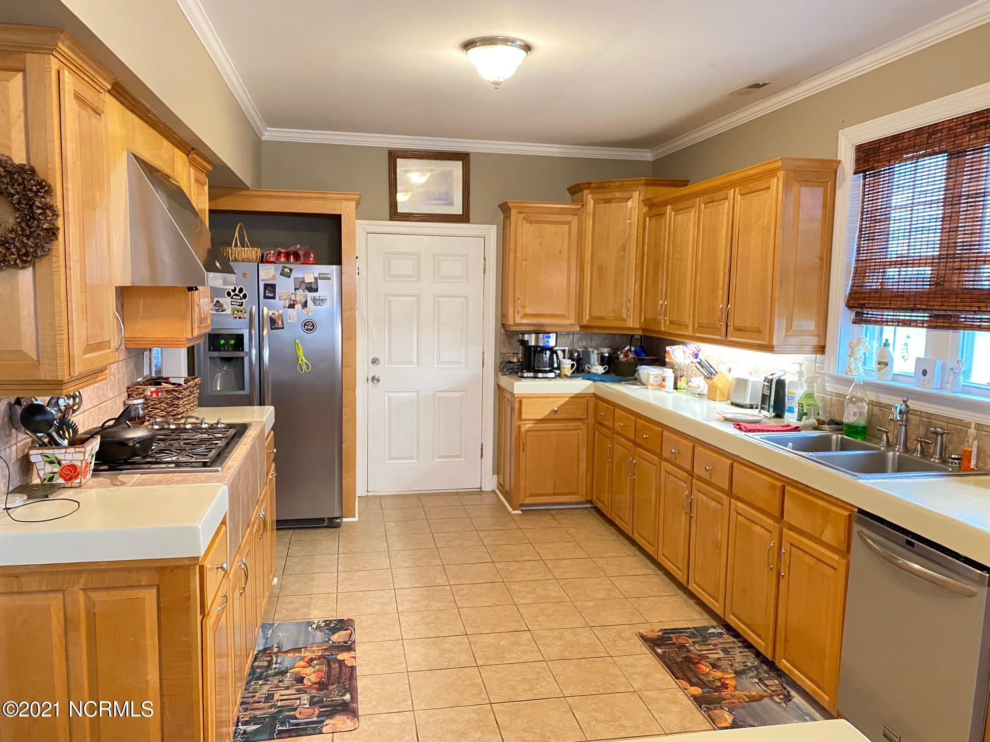 591 Reedsford Road Clinton, NC 28328 - Photo 29 of 41 IMG_3916