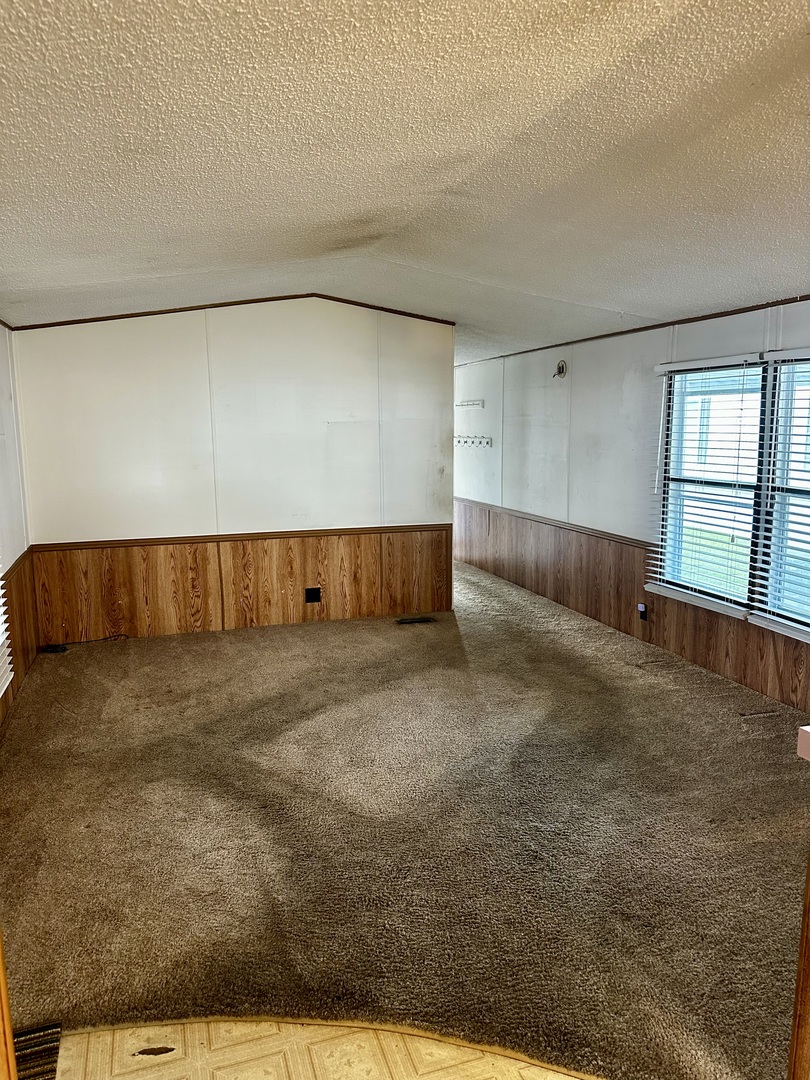 27W370 Geneva Road, Unit 124 Winfield, IL 60190 - Photo 10 of 15 Gallery Image 10