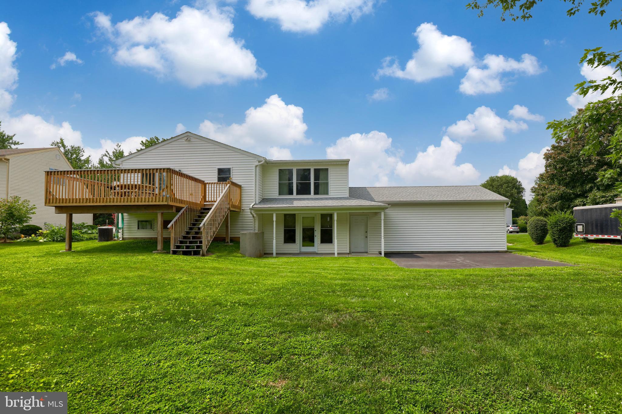 514 Wagonwheel Road Lititz, PA 17543 - Photo 3 of 32 Gallery Image 3