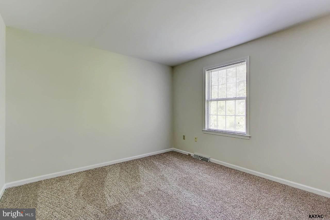 126 Country Ridge Drive Red Lion, PA 17356 - Photo 15 of 25