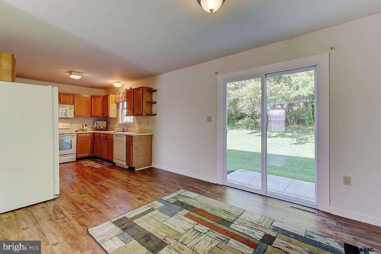 126 Country Ridge Drive Red Lion, PA 17356 - Photo 6 of 25