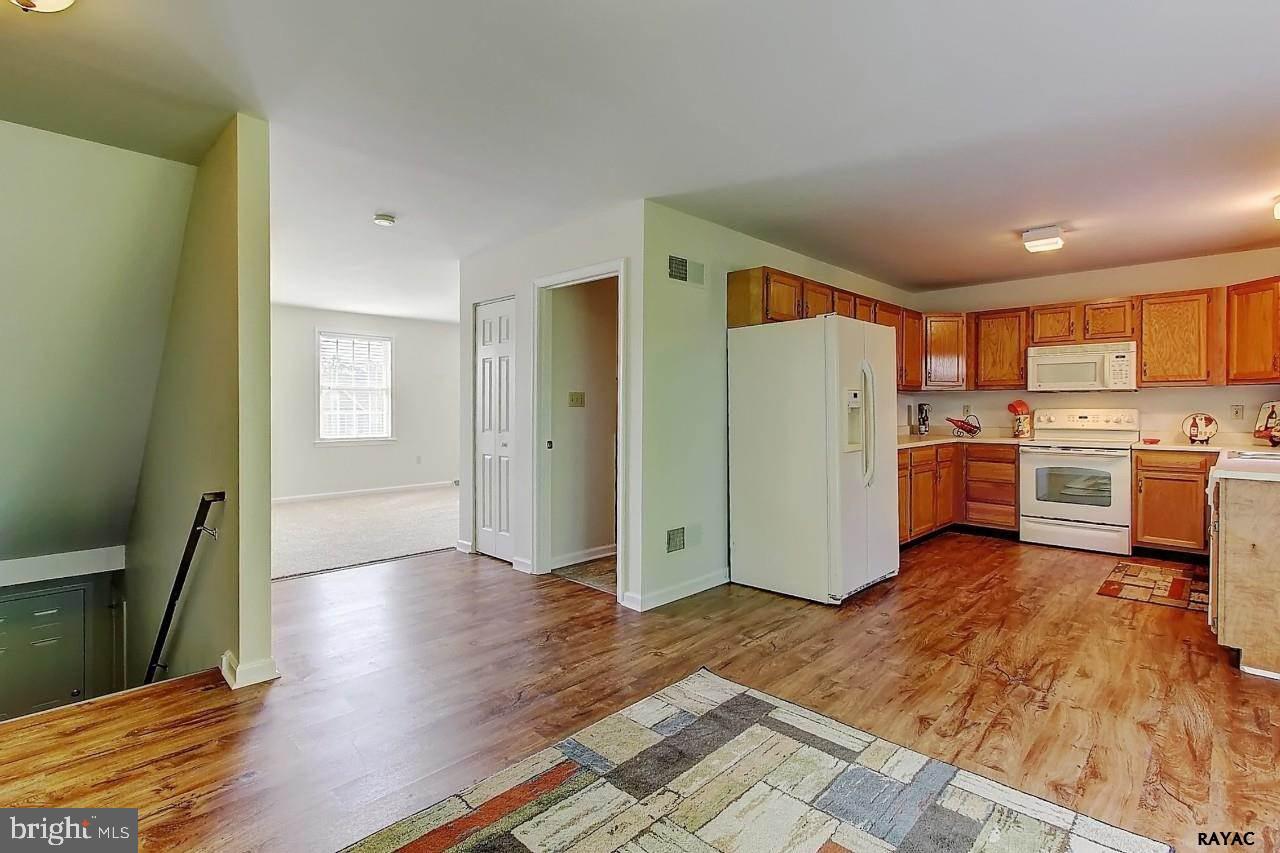 126 Country Ridge Drive Red Lion, PA 17356 - Photo 7 of 25