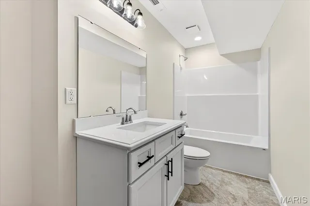 $467,500 | 845 Mohave Court, Shiloh, IL 62221