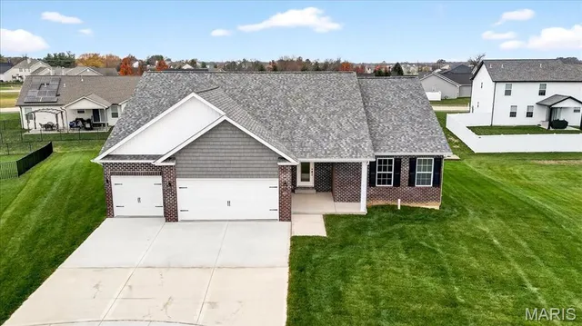 $467,500 | 845 Mohave Court, Shiloh, IL 62221