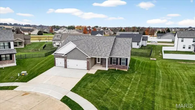 $467,500 | 845 Mohave Court, Shiloh, IL 62221