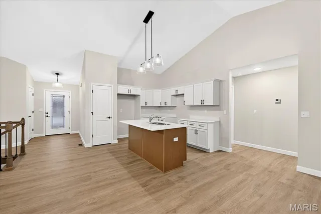 $467,500 | 845 Mohave Court, Shiloh, IL 62221