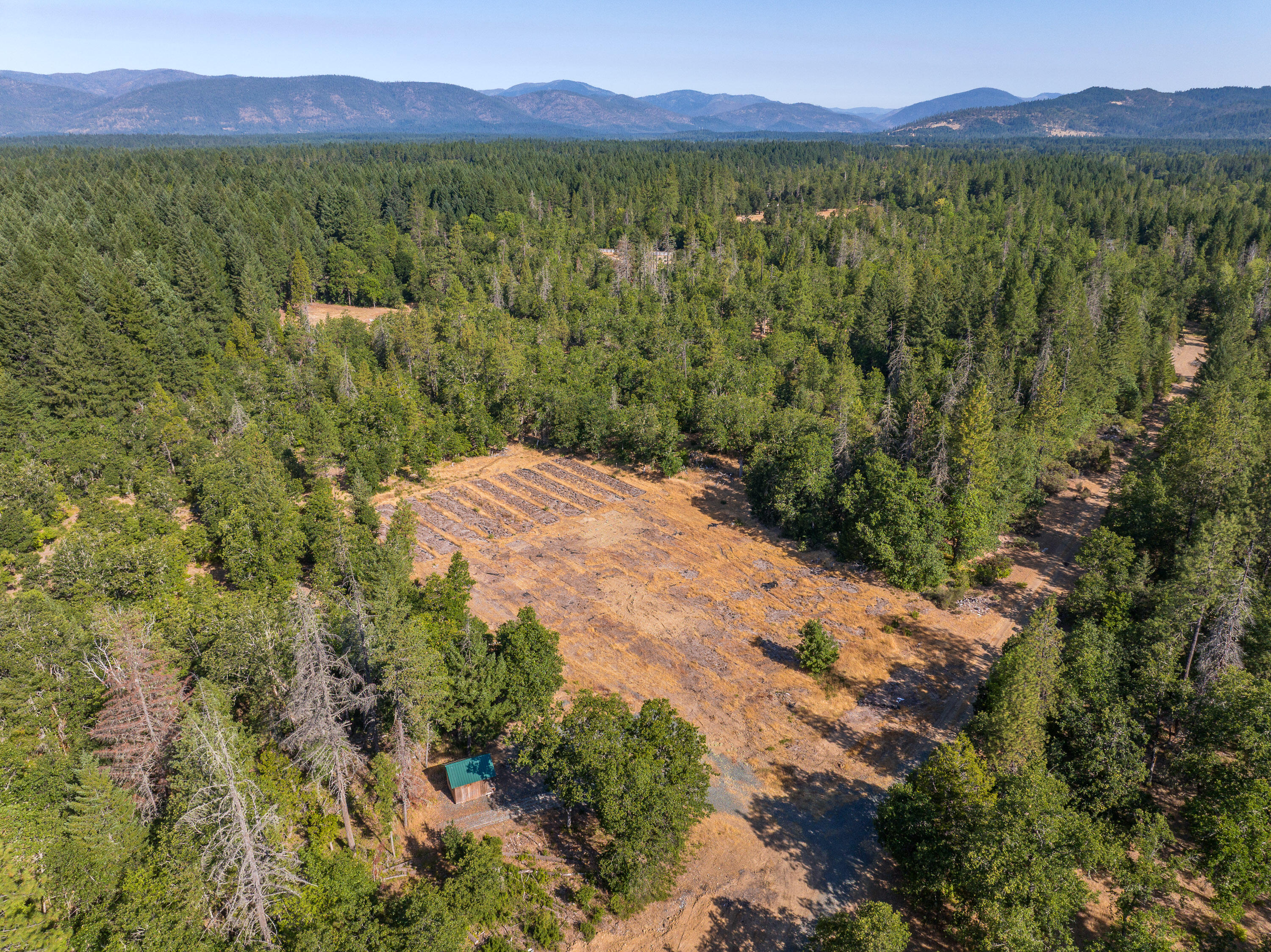 1257 Ridge Vista Drive Cave Junction, OR 97523 - Photo 17 of 26 1257RidgeVistaDr-019