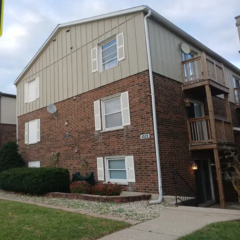 $128,000 | 4529 Prescott Avenue, Unit 3E, Lyons, IL 60534