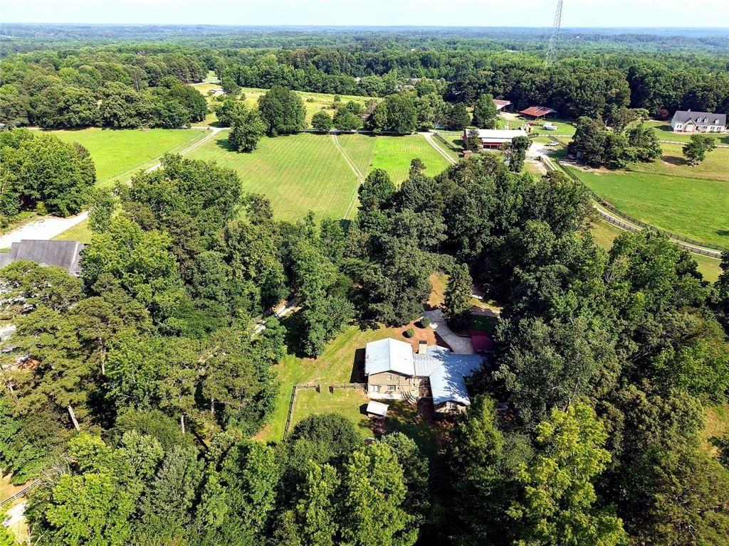 213 Blackstock Road Jefferson, GA 30549 - Photo 8 of 51
