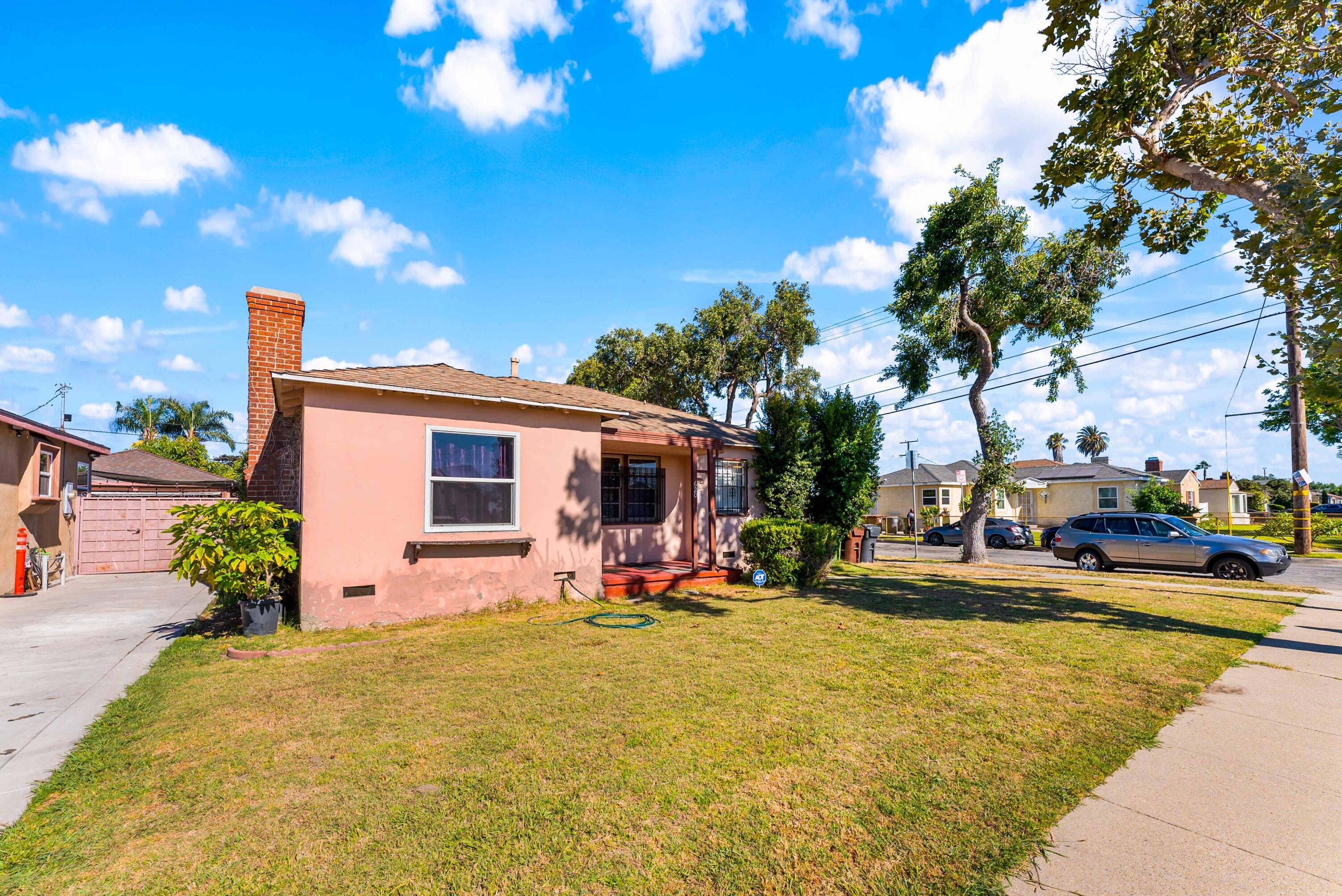 620 South Chester Avenue Compton, CA 90221 - Photo 28 of 32 a view of a swimming pool with a patio