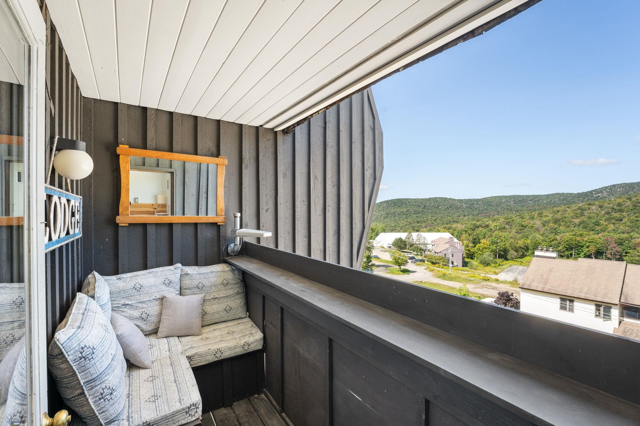 4302 Bolton Valley Access Road, Unit 382 Bolton, VT 05477 - Photo 27 of 30 Gallery Image 27