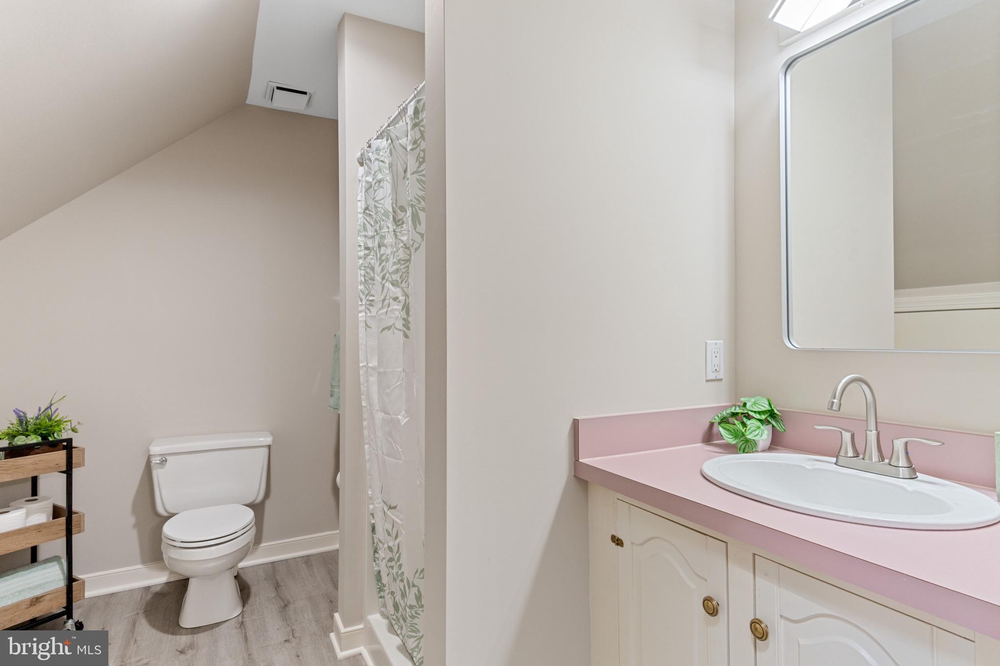 112 Confederate Circle Locust Grove, VA 22508 - Photo 43 of 75 Upper lvl full bath