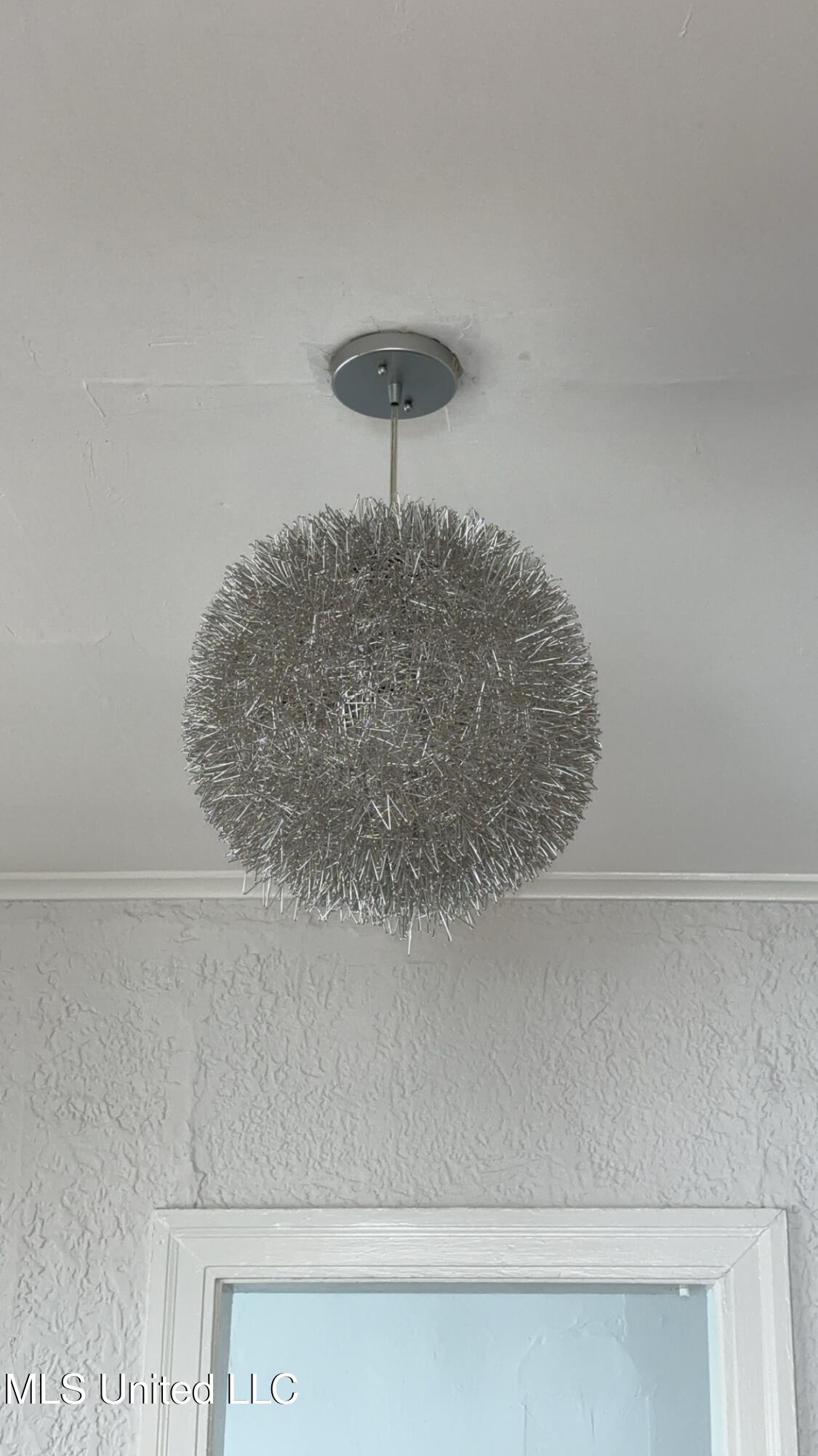 1040 Madison Street Jackson, MS 39202 - Photo 6 of 14 IMG_1071